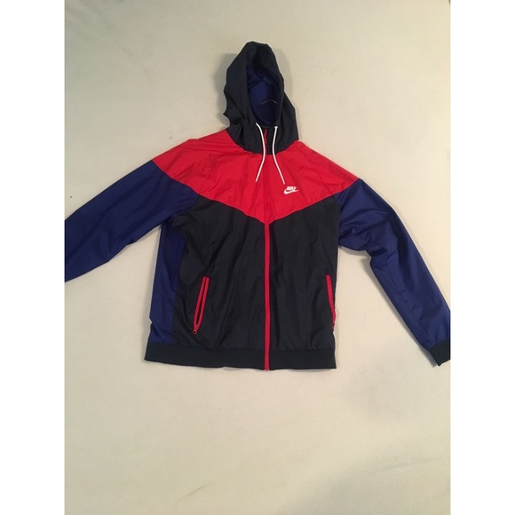 Nike Windbreaker - Picture 1 of 4